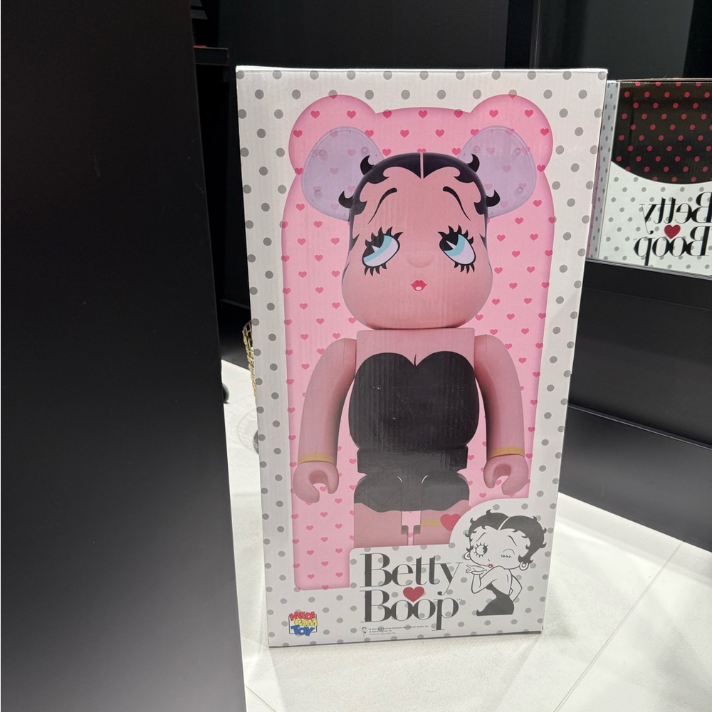 1000% BETTY BOOP BEARBRICK
